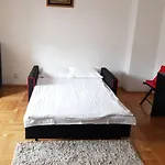 Apartment Mega Mall Monza National Arena
