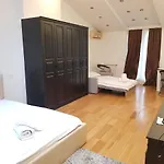Mega Mall Monza National Arena Apartment