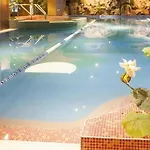 Apartament Rin Grand Hotel