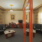 Bucharest Comfort Suites Hotel