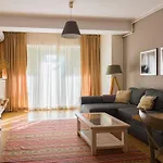 New Stylish Flat Near Old Town