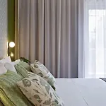 Central Hotel, Trademark Collection By Wyndham