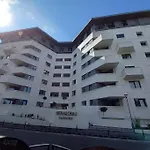 Herastrau Parkview - One-Bedroom Apartment