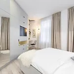 Four Bedroom Apartment, Old Town Bucharest