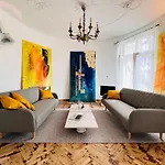 Sada Art Gallery Apartment