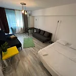 Green Apartment 36
