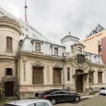 Stylish & Charming Apartment - City Center