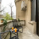 Stylish & Charming Apartment - City Center