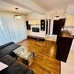 Moon Modern Apartment