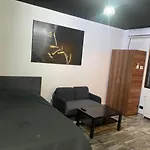 Spacious & Luxury Center Studio