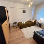 Aviatiei 4 Camere
