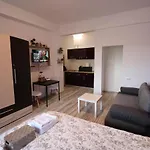 Charming Cozy Studio - Old Town - Free Minibar
