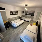 Green Apartment 36