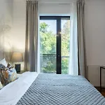 Vivando - Bright 1Br - Green View Balcony - Parking