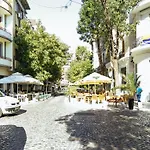 Gala Apartment Athenaeum - Amazing Architecture