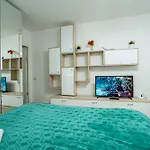 Modern Studio Park Carol Unirii - Lam1