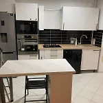 3 Bedrooms Apartment