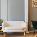 Nomad Studio In The City Center