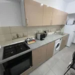 Urban 2Bedroom Ultra-Central Suite Free Parking