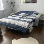 Lovely 1 Bedroom Studio In Bucharest City Center