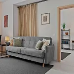 Rin Luxury Apartments Pool & Spa