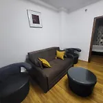 Apartment Mega Mall Monza National Arena