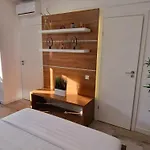 Carol - City Vibes Studio