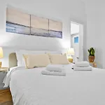 Victory Avenue Gem - Modern & Elegant Apartment