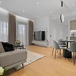 One H Luxury Apartment