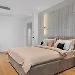 One H Luxury Apartment