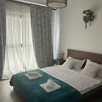 Cozy Apartment 130E By Plaza