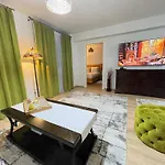 Jsn House - Private Parking & Premium Services