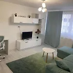 Downtown By The Sea- 2 Bdr Apartment