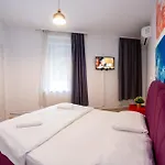 Ideal Accommodation Unirii Square