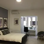 Riko\'S Apartment
