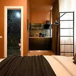 Elegant Studios On Magheru Boulevard - The Art Of Living Simply