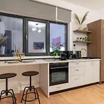 Central Square Haven A - Modern Studio With Air Conditioning