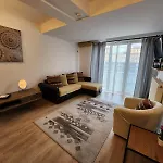 Morii Lake Apartment