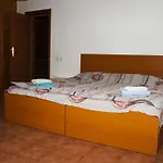 City Center Apartments & Suites By Rdc