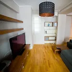 Cosmopolitan Internations Flat