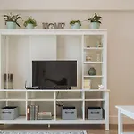 River View - Old City Apartment