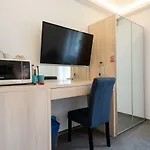Mbm Studio Piata Romana Square