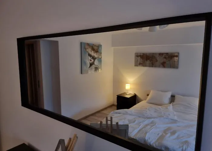 Central Deluxe Cosy Apartment 2 Rooms