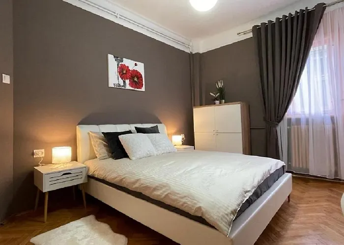 Bucharest Central Apartment 3