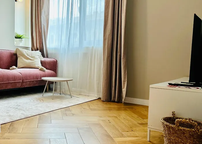 Ultracentral Lux Boutique 1Br Ap Near Subway