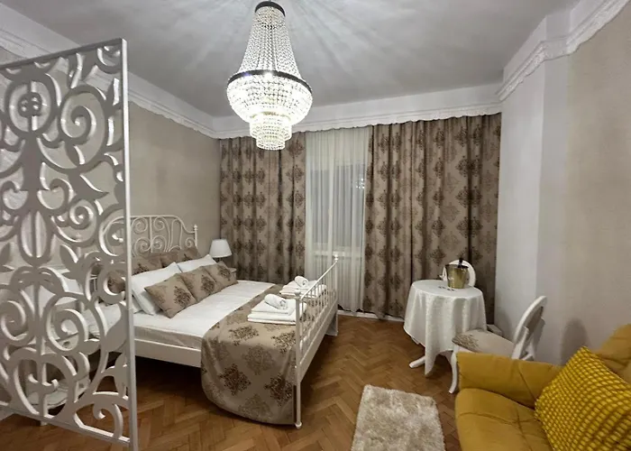 Elegant Central Studio - University Square