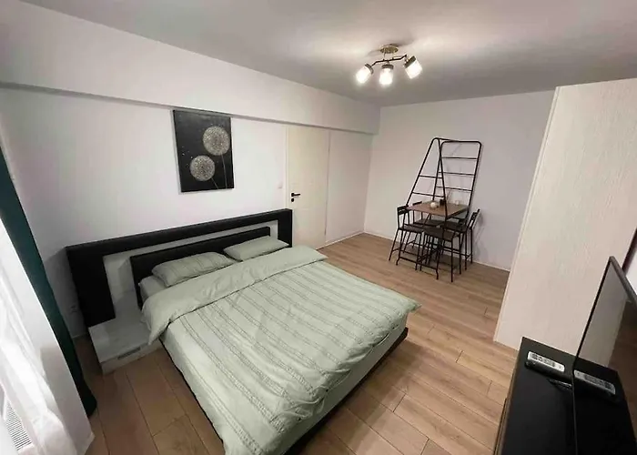 Urban 2Bedroom Ultra-Central Suite Free Parking