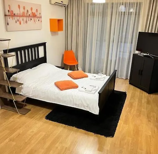 Studio With Balcony In Drumul Taberei, Bucharest