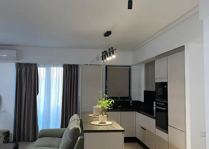 Fancy Apartment With 2Br