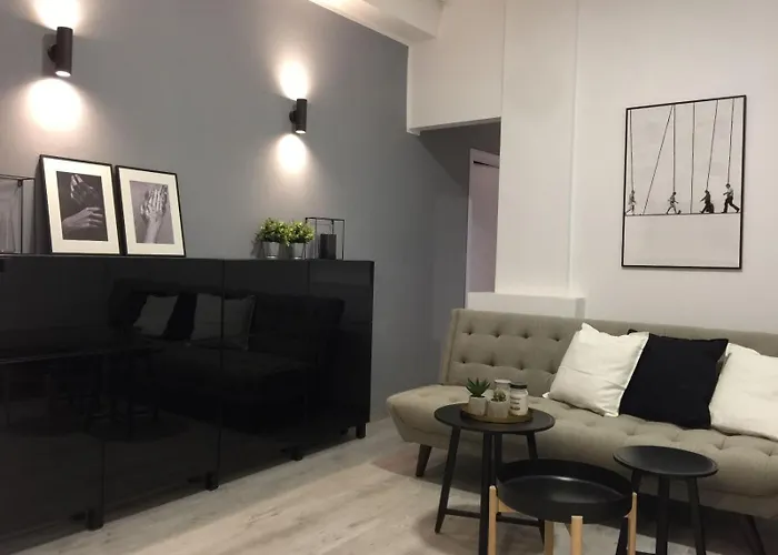 Riko\'S Apartment
